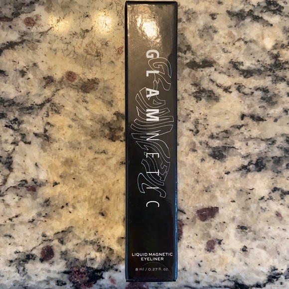 Glamnetic Liquid Magnetic Lash Eyeliner 2 in 1- Black Magic - Picture 1 of 2